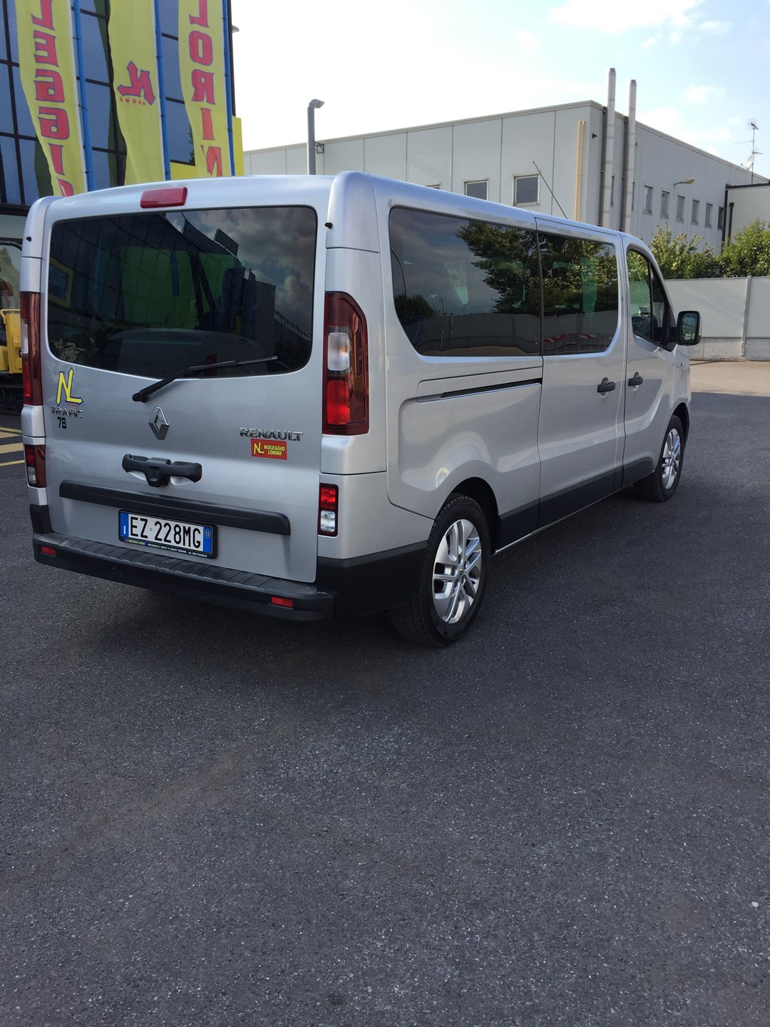 Noleggio Minibus 15 Posti Senza Conducente Prezzi