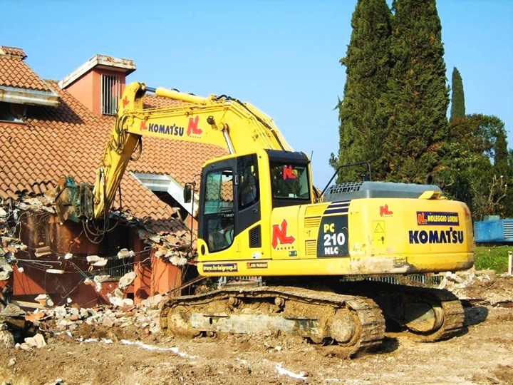 pinza demolitrice idraulica escavatore pc 210 noleggio lorini