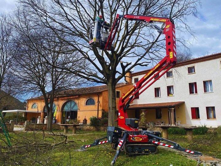 piattaforma a ragno 14 metri Noleggio Lorini