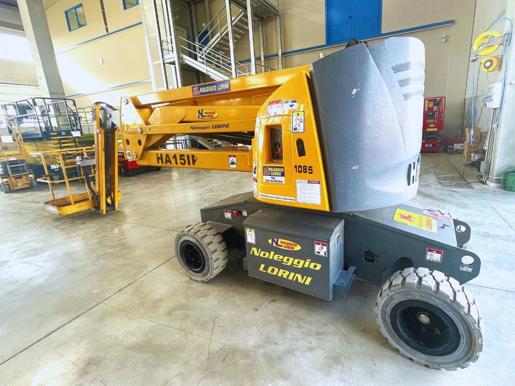 PIATTAFORME SEMOVENTI NOLEGGIO LORINI
