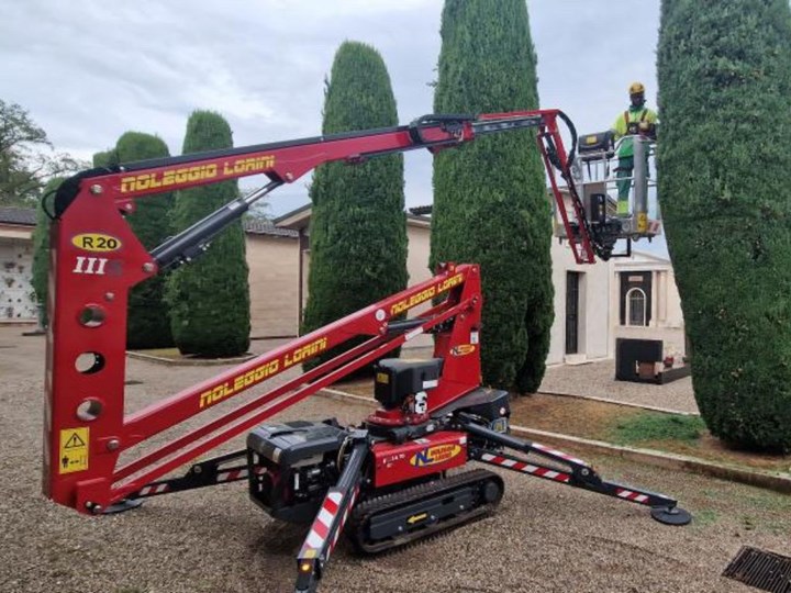 PIATTAFORMA RAGNO 20 METRI NOLEGGIO LORINI